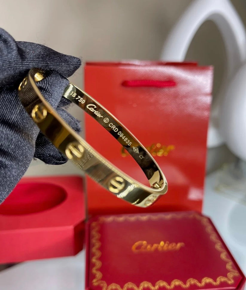 LOVE BRACELET