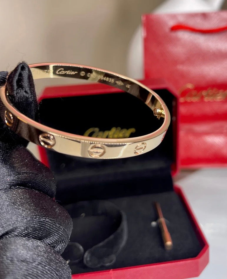 LOVE BRACELET