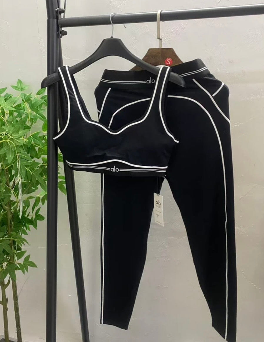 ALO 2 PIECE PANTS SET