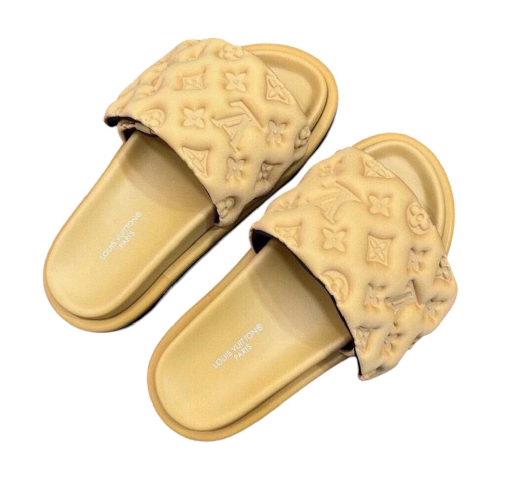 LV PUFF SLIDES